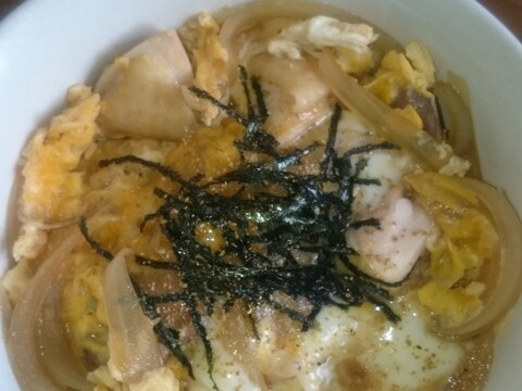 出汁ベースは白だし・親子丼！